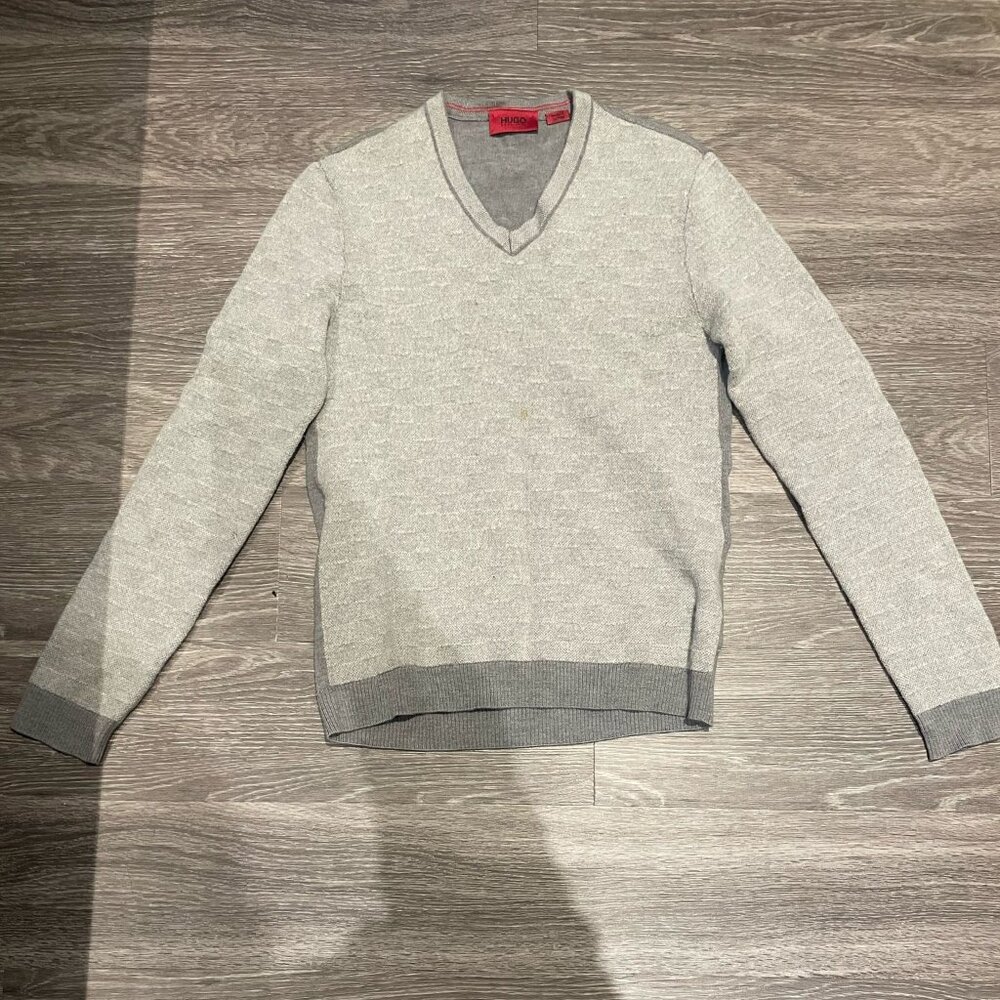 Hugo Boss Grey Sweater - Size S